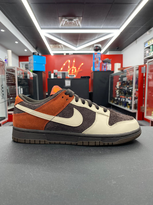 Nike Dunk Low “Red Panda”