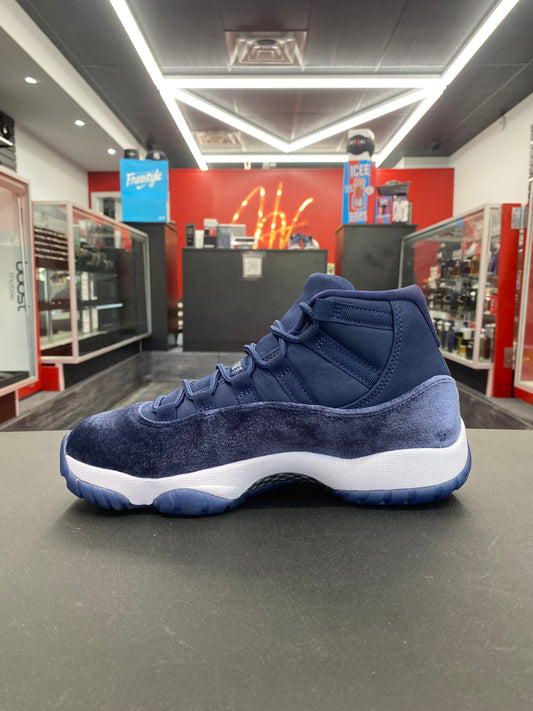 Wmns Air Jordan 11 Retro “Midnight Navy”