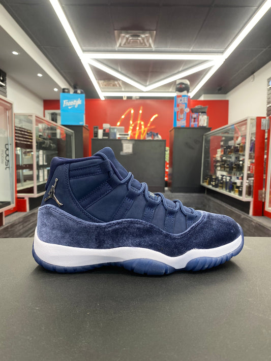 Wmns Air Jordan 11 Retro “Midnight Navy”